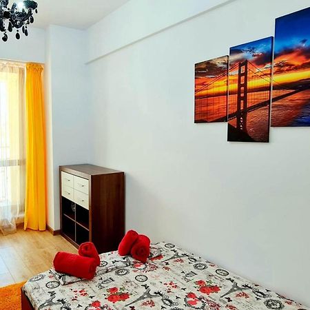 Designed Like Home Apartment Near Palas Mall 雅西 外观 照片